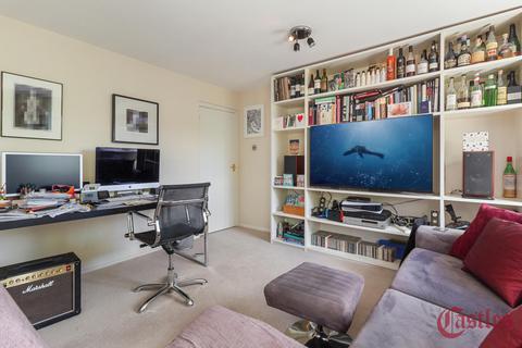 1 bedroom flat for sale, Marbleford Court, Hornsey Lane, N8