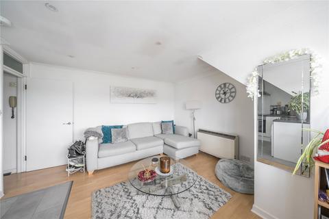 1 bedroom apartment to rent, Limetree Court, East Barnet Road, East Barnet, Hertfordshire, EN4