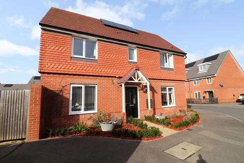 undefined, Warwick Way, Southampton SO31