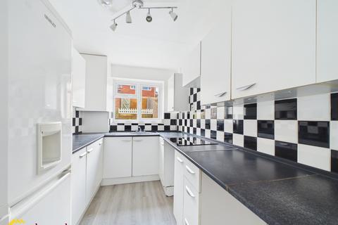 undefined, Angus Close, Banbury OX16