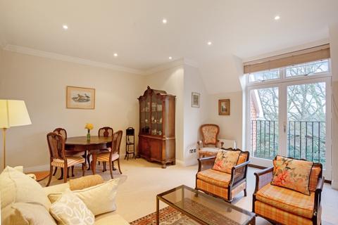 2 bedroom apartment to rent, Arthur Road London SW19