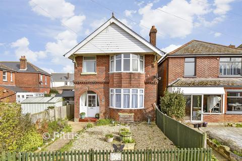 3 bedroom detached house for sale, Lucerne Road, Shanklin PO37