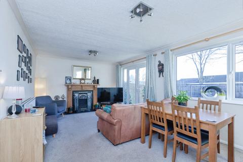 3 bedroom end of terrace house for sale, Church Lane, Leicester, LE9