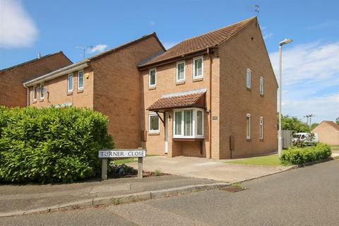 1 bedroom terraced house for sale, Turner Close, Aylesbury HP20