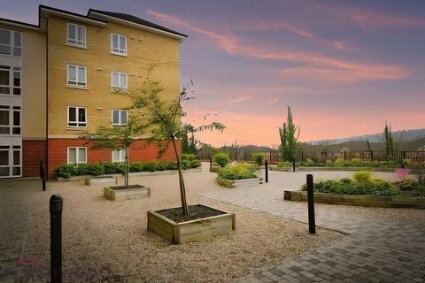 2 bedroom flat for sale, Tadros Court, High Wycombe, HP13