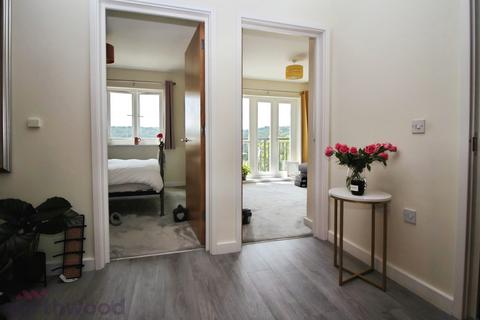 2 bedroom flat for sale, Tadros Court, High Wycombe, HP13