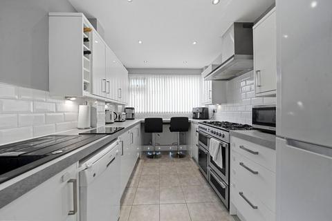 4 bedroom semi-detached house for sale, Falkland Drive, Ashton-In-Makerfield, WN4