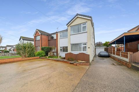 4 bedroom semi-detached house for sale, Falkland Drive, Ashton-In-Makerfield, WN4