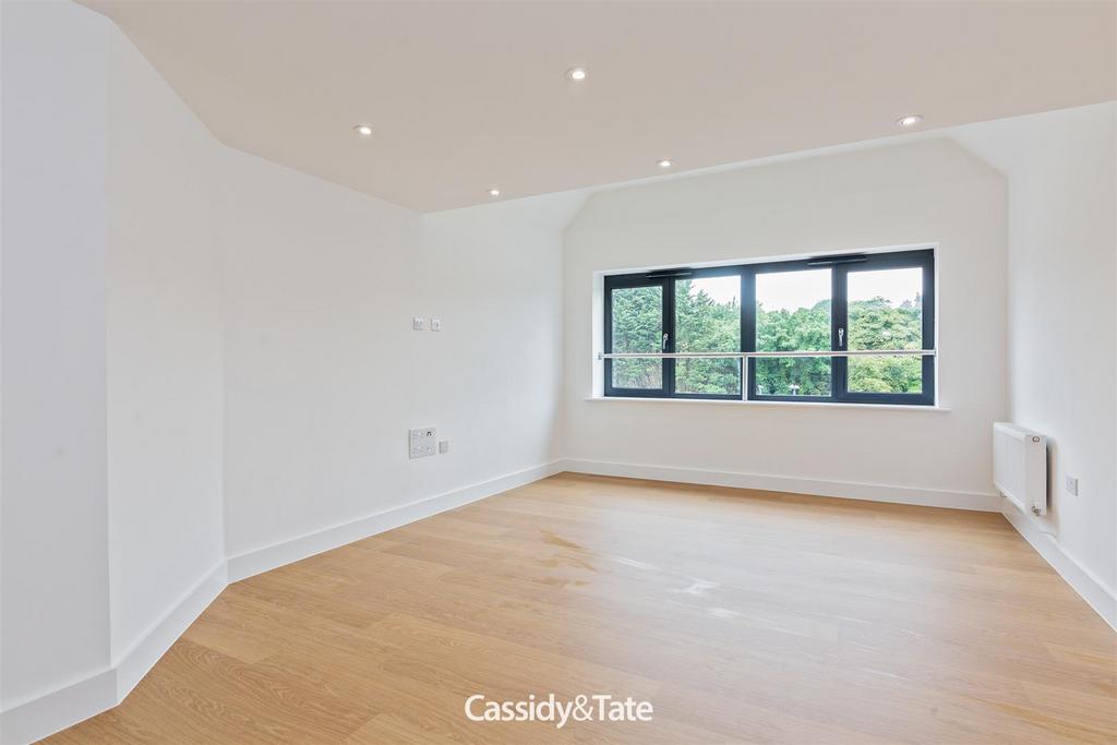 Plot 12 199 Watling Street-009.jpg
