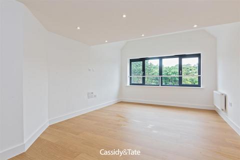 undefined, Watling Street, Radlett