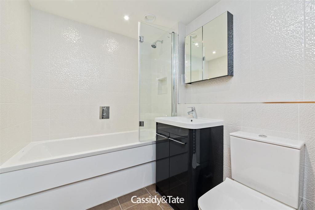 Plot 12 199 Watling Street-006.jpg