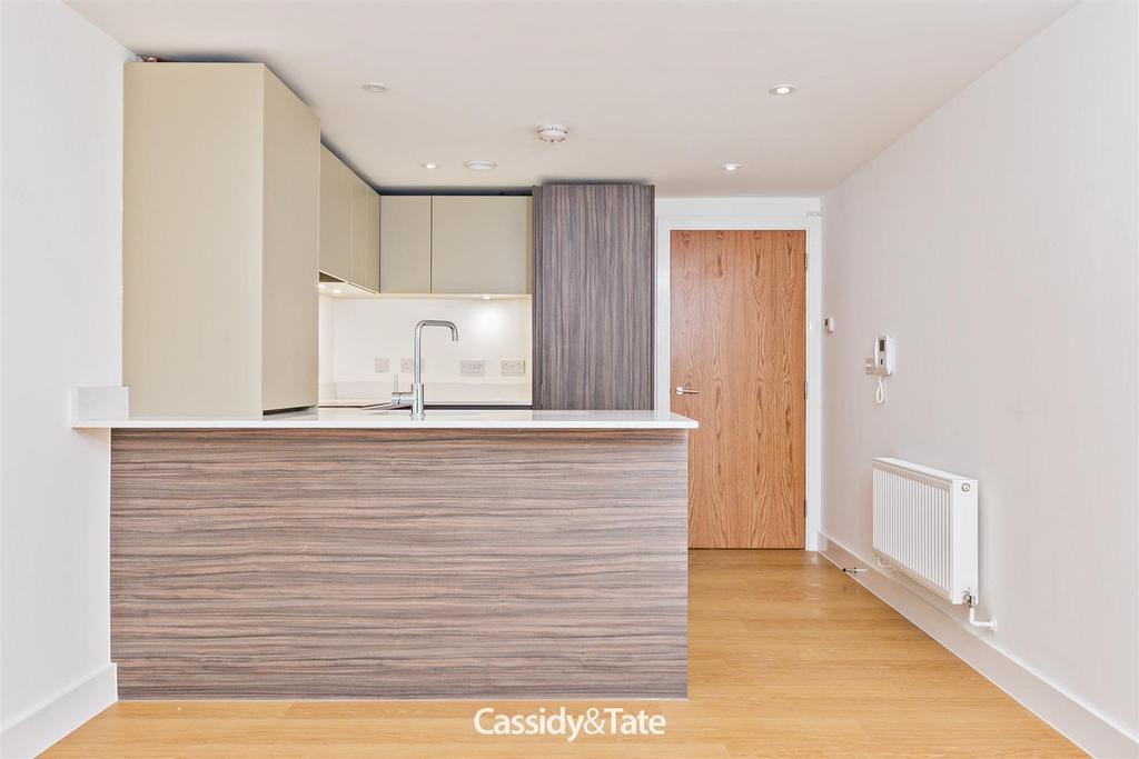 Plot 12 199 Watling Street-011.jpg
