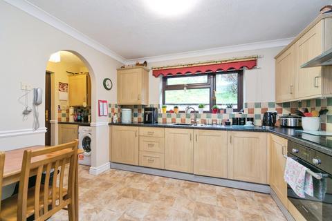 undefined, Cae Melyn, Llanddulas, Abergele, Conwy, LL22