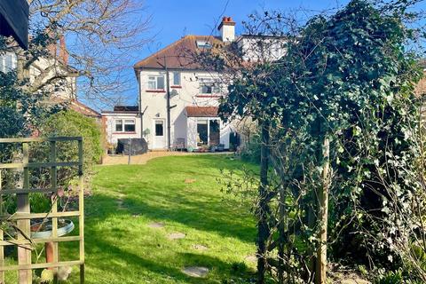 undefined, Olive Avenue, Leigh-on-Sea, Essex, SS9