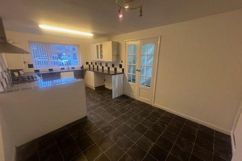 3 bedroom terraced house to rent, Chapelon, Tamworth