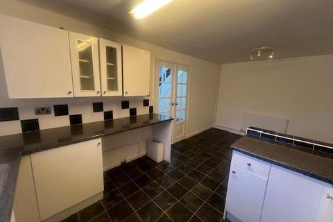 3 bedroom terraced house to rent, Chapelon, Tamworth