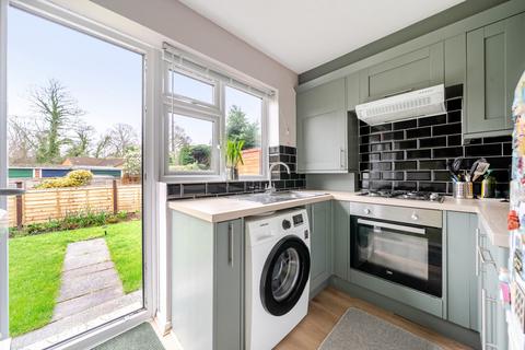 2 bedroom flat for sale, The Cloisters, Fareham PO15
