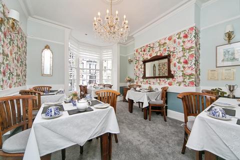 6 bedroom terraced house for sale, Church Walks, Llandudno, Conwy, LL30