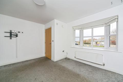 undefined, Lon Parciau, Llandudno Junction, Conwy, LL31