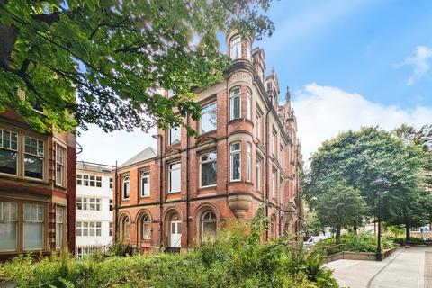 undefined, Amen Corner, Newcastle upon Tyne, Tyne and Wear, NE1