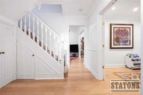 4 bedroom detached house for sale, Courtleigh Avenue, Hadley Wood, Hertfordshire, EN4