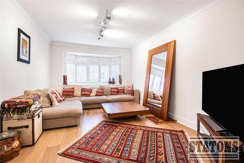 4 bedroom detached house for sale, Courtleigh Avenue, Hadley Wood, Hertfordshire, EN4