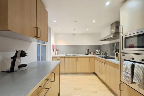 2 bedroom flat for sale, Grey Street, Newcastle upon Tyne, Tyne and Wear, NE1
