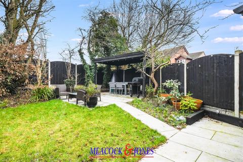 4 bedroom semi-detached house for sale, Brocksparkwood, Brentwood