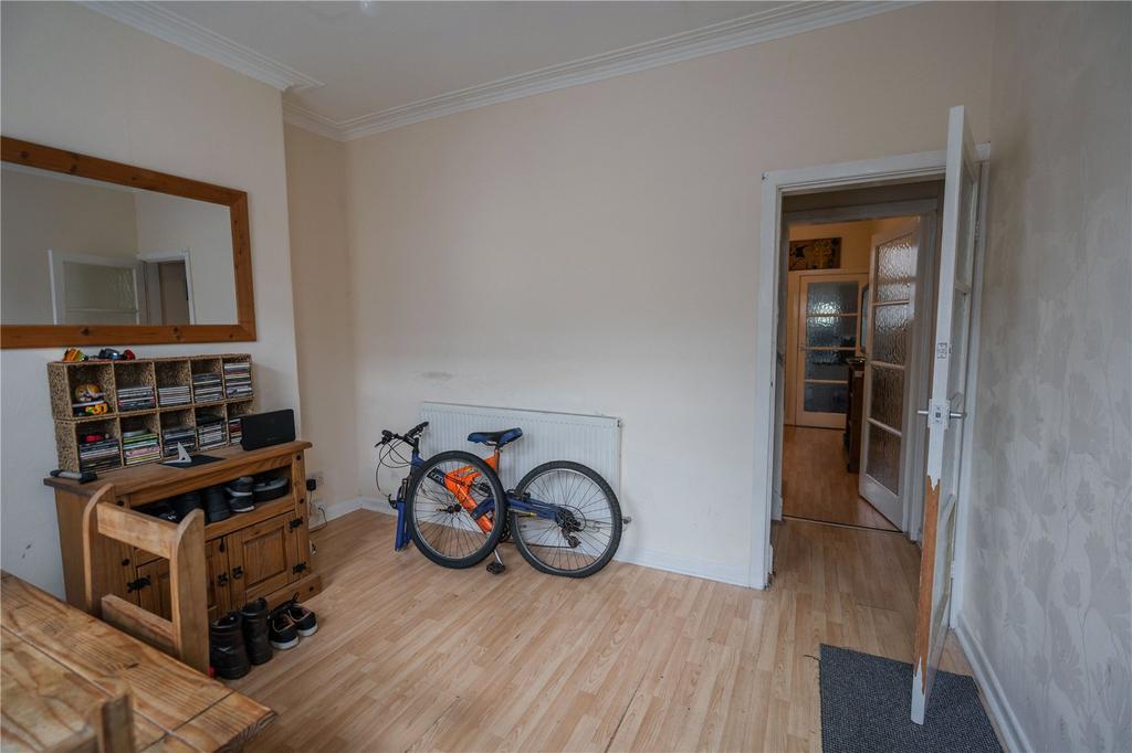Living Room (2)
