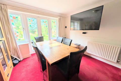 undefined, Bendee Road, Little Neston, Neston, Cheshire, CH64