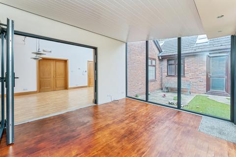 undefined, Deeside, Heswall, Wirral, Merseyside, CH60