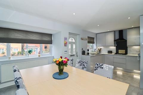 4 bedroom detached house for sale, Ashton Road, Chesterfield, S45