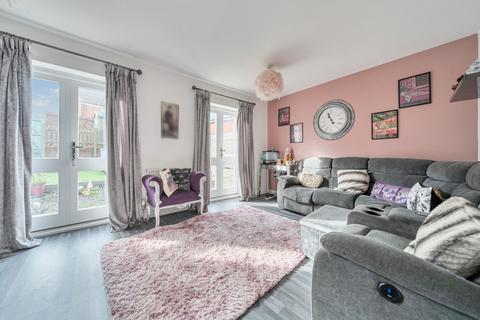 3 bedroom terraced house for sale, Ellisons Crescent, Hampshire PO7
