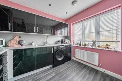 3 bedroom terraced house for sale, Ellisons Crescent, Hampshire PO7