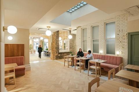 Mixed use to rent, Walworth Rd London SE17 1NH