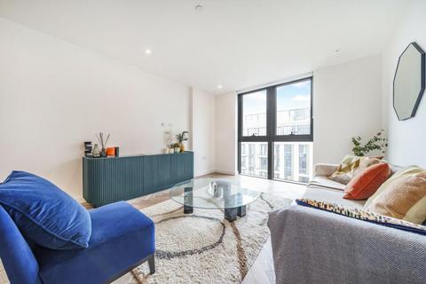 1 bedroom flat to rent, Gauging Square, London, E1W
