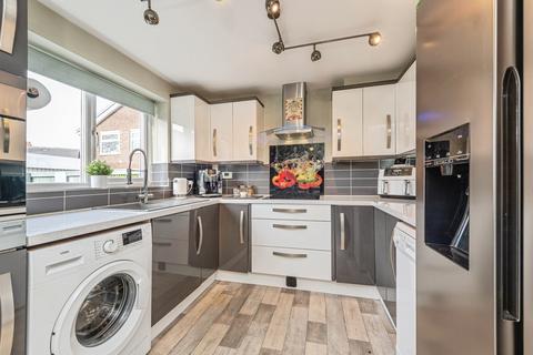 3 bedroom semi-detached house for sale, Glenfields, Wakefield, WF4