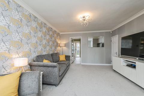 3 bedroom semi-detached house for sale, Glenfields, Wakefield, WF4
