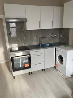 2 bedroom flat to rent, Lordship Lane, London SE22