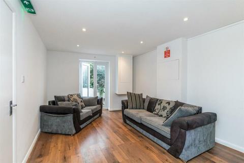 undefined, De Montfort Road, Brighton