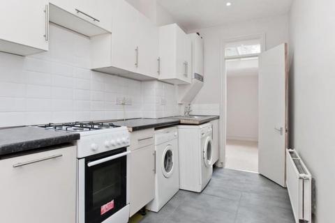 2 bedroom apartment to rent, Upper Montagu Street, London NW1