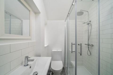 2 bedroom apartment to rent, Upper Montagu Street, London NW1