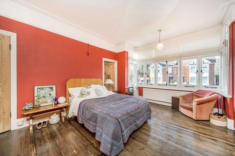 undefined, Dora Road, London SW19