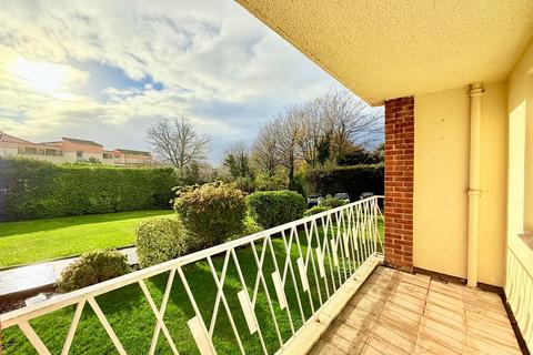 2 bedroom flat for sale, Old Torwood Road, Torquay