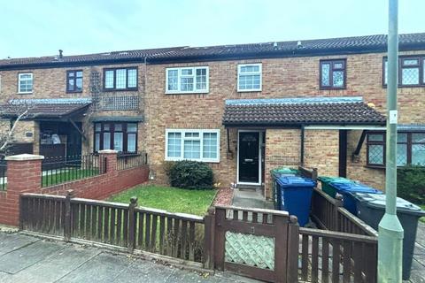 4 bedroom terraced house to rent, Moorlands Avenue, Mill Hill, NW7
