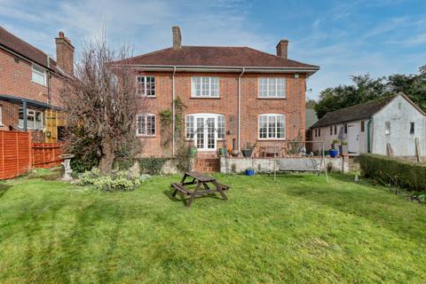 4 bedroom detached house for sale, West Wycombe Road, Buckinghamshire HP12