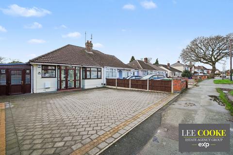 2 bedroom semi-detached bungalow for sale, Stubby Lane, Wolverhampton WV11
