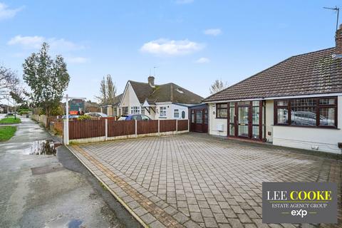2 bedroom semi-detached bungalow for sale, Stubby Lane, Wolverhampton WV11