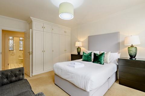 3 bedroom apartment to rent, Strathmore Court, London, NW8