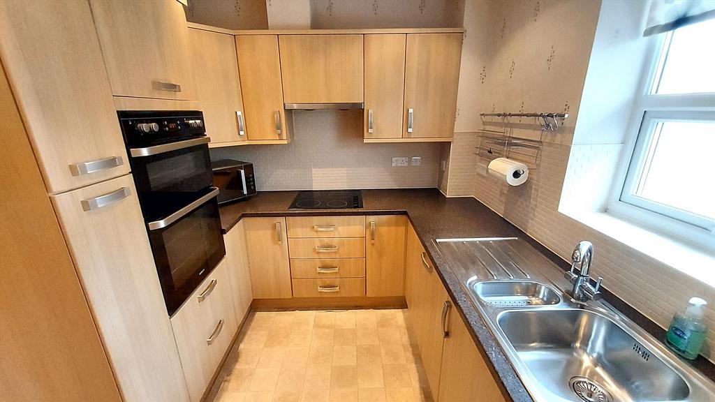 Kitchen 1